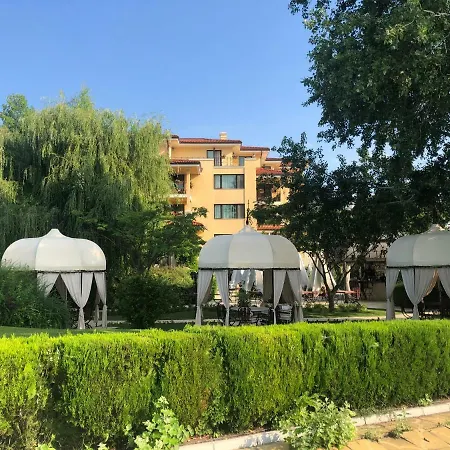 Seaside Apartmán *